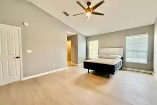 6600 Gentle Ben Cir, Wesley Chapel, FL 33544 - Photo 13