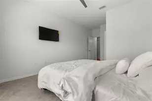 910 Normandy Trace Rd, Tampa, FL 33602 - Photo 15