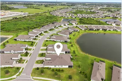 10208 Coastal Shores Drive, Parrish, FL 34219 - Photo 3