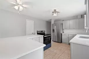 625 Limona Rd, Brandon, FL 33510 - Photo 17