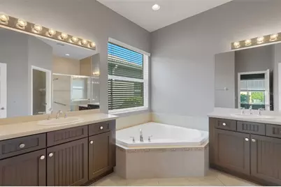 15841 Cobble Mill Drive, Wimauma, FL 33598 - Photo 17