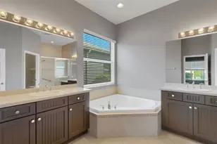 15841 Cobble Mill Dr, Wimauma, FL 33598 - Photo 17