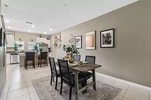 852 Tennyson Mill Cir, Tampa, FL 33619 - Photo 5