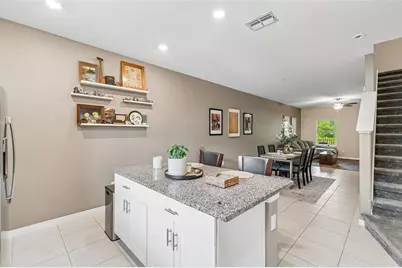 852 Tennyson Mill Circle, Tampa, FL 33619 - Photo 9