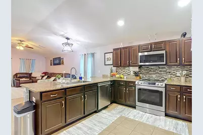 6328 Sparkling Way, Wesley Chapel, FL 33545 - Photo 15