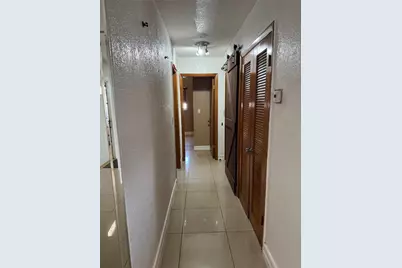 8240 NW 181st Street, Hialeah, FL 33015 - Photo 9