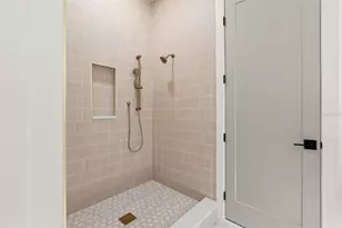 1858 Mississippi Ave NE, Saint Petersburg, FL 33703 - Photo 19