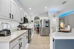 19009 Falcons Pl, Tampa, FL 33647 - Photo 13