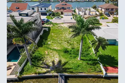 17043 Dolphin Drive, North Redington Beach, FL 33708 - Photo 19