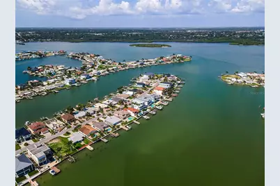 17043 Dolphin Drive, North Redington Beach, FL 33708 - Photo 21