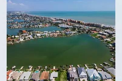 17043 Dolphin Drive, North Redington Beach, FL 33708 - Photo 15