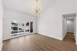 1647 W Snow Cir, Tampa, FL 33606 - Photo 5