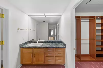 1647 W Snow Circle #204, Tampa, FL 33606 - Photo 25