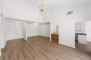 1647 W Snow Cir, Tampa, FL 33606 - Photo 7