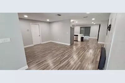 2055 Dodge Street, Clearwater, FL 33760 - Photo 5