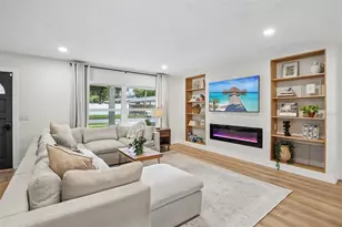2304 Medford Ln, Brandon, FL 33511 - Photo 3