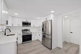 9240 Sterling Ln, Port Richey, FL 34668 - Photo 21