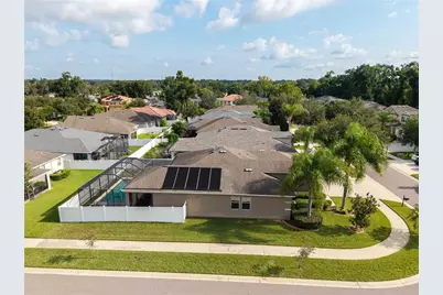 220 Parsons Woods Drive, Seffner, FL 33584 - Photo 9