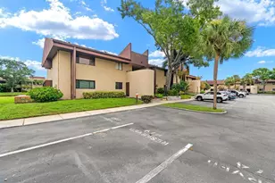 875 S Village Dr N, Saint Petersburg, FL 33716 - Photo 31