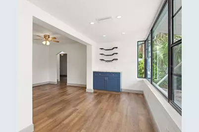517 41st Avenue S, Saint Petersburg, FL 33705 - Photo 7
