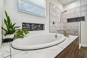 10627 Mistflower Ln, Tampa, FL 33647 - Photo 23