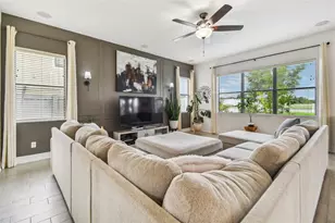 10627 Mistflower Ln, Tampa, FL 33647 - Photo 9