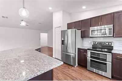 5011 Leon Drive, Palmetto, FL 34221 - Photo 11
