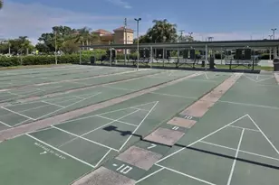 970 Pembroke Point Way, Sun City Center, FL 33573 - Photo 57