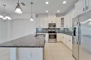 970 Pembroke Point Way, Sun City Center, FL 33573 - Photo 11