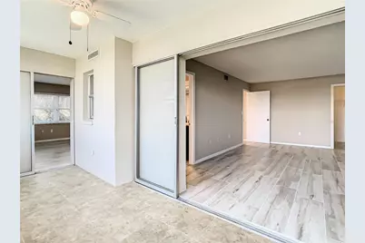 4575 Cove Circle #309, Saint Petersburg, FL 33708 - Photo 17