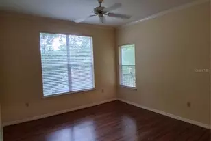5620 Pinnacle Heights Cir, Tampa, FL 33624 - Photo 3