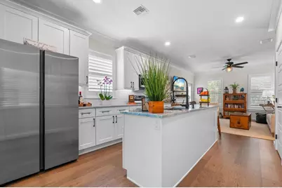 324 6th Street E, Bradenton, FL 34208 - Photo 9