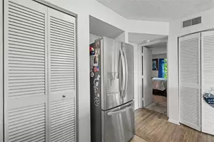 115 112th Ave NE, Saint Petersburg, FL 33716 - Photo 15