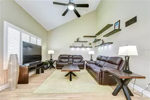 5301 Bradbury Ct, Tampa, FL 33624 - Photo 7