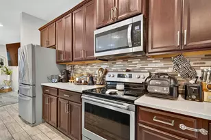 6717 Citrus Creek Ln, Tampa, FL 33625 - Photo 7