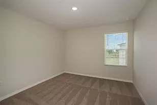 33816 Noble Creek Place, Dade City, FL 33525 - Photo 19