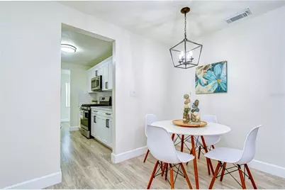 10037 62nd Terrace N #5, Saint Petersburg, FL 33708 - Photo 11