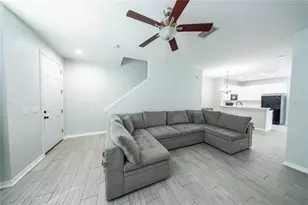 11505 Declaration Dr, Tampa, FL 33635 - Photo 3
