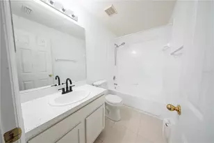 11505 Declaration Dr, Tampa, FL 33635 - Photo 15
