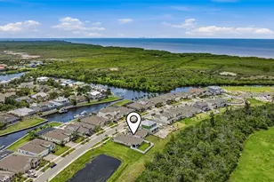 1065 Signet Dr, Apollo Beach, FL 33572 - Photo 39