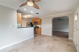 1318 59th St N, Saint Petersburg, FL 33710 - Photo 9