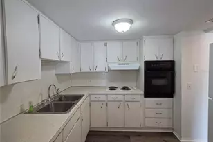 2459 Columbia Dr, Clearwater, FL 33763 - Photo 7