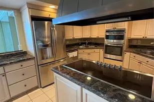 675 S Gulfview Blvd, Clearwater Beach, FL 33767 - Photo 19