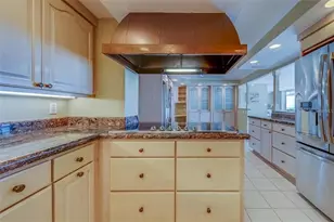 675 S Gulfview Blvd, Clearwater Beach, FL 33767 - Photo 25