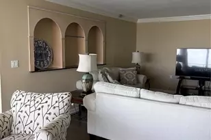 675 S Gulfview Blvd, Clearwater Beach, FL 33767 - Photo 9