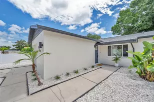 2310 Mary Sue St, Largo, FL 33774 - Photo 3