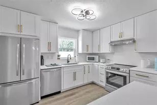 2310 Mary Sue St, Largo, FL 33774 - Photo 11