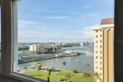 4550 Cove Circle #1009, Saint Petersburg, FL 33708 - Photo 1