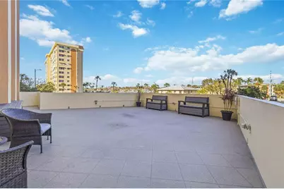 4550 Cove Circle #1009, Saint Petersburg, FL 33708 - Photo 33
