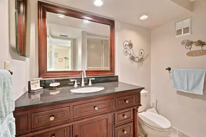 4550 Cove Circle #1009, Saint Petersburg, FL 33708 - Photo 25